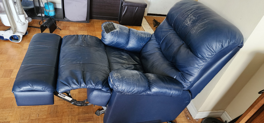 leather recliner couch