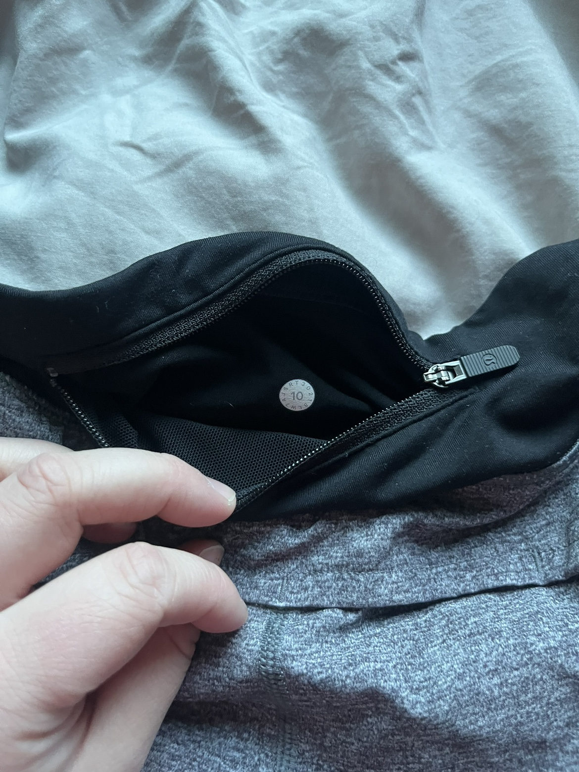 Lululemon 4" Speed Up Low Rise Shorts image indicator(2)