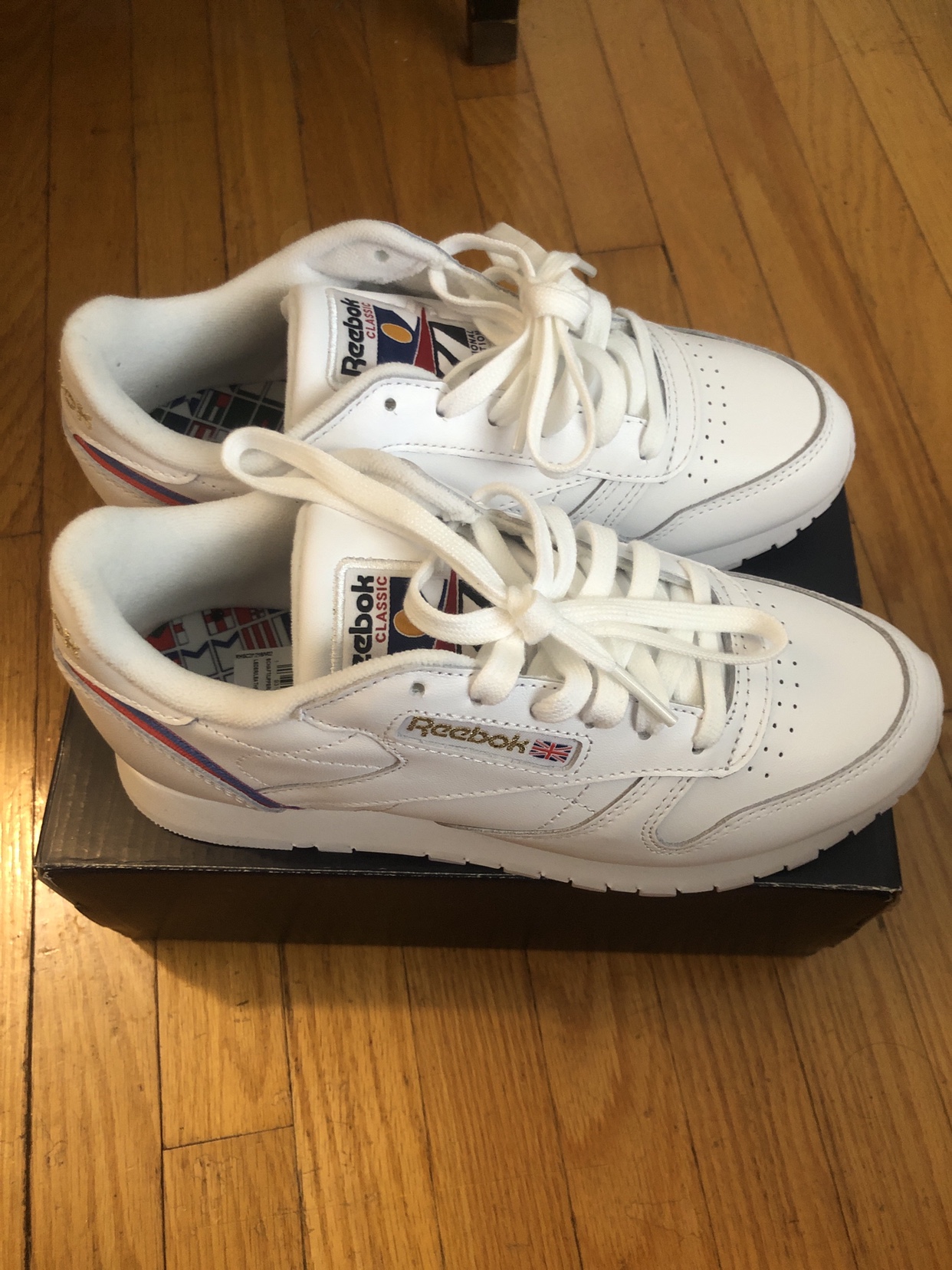 Reebok running shoes image indicator(2)