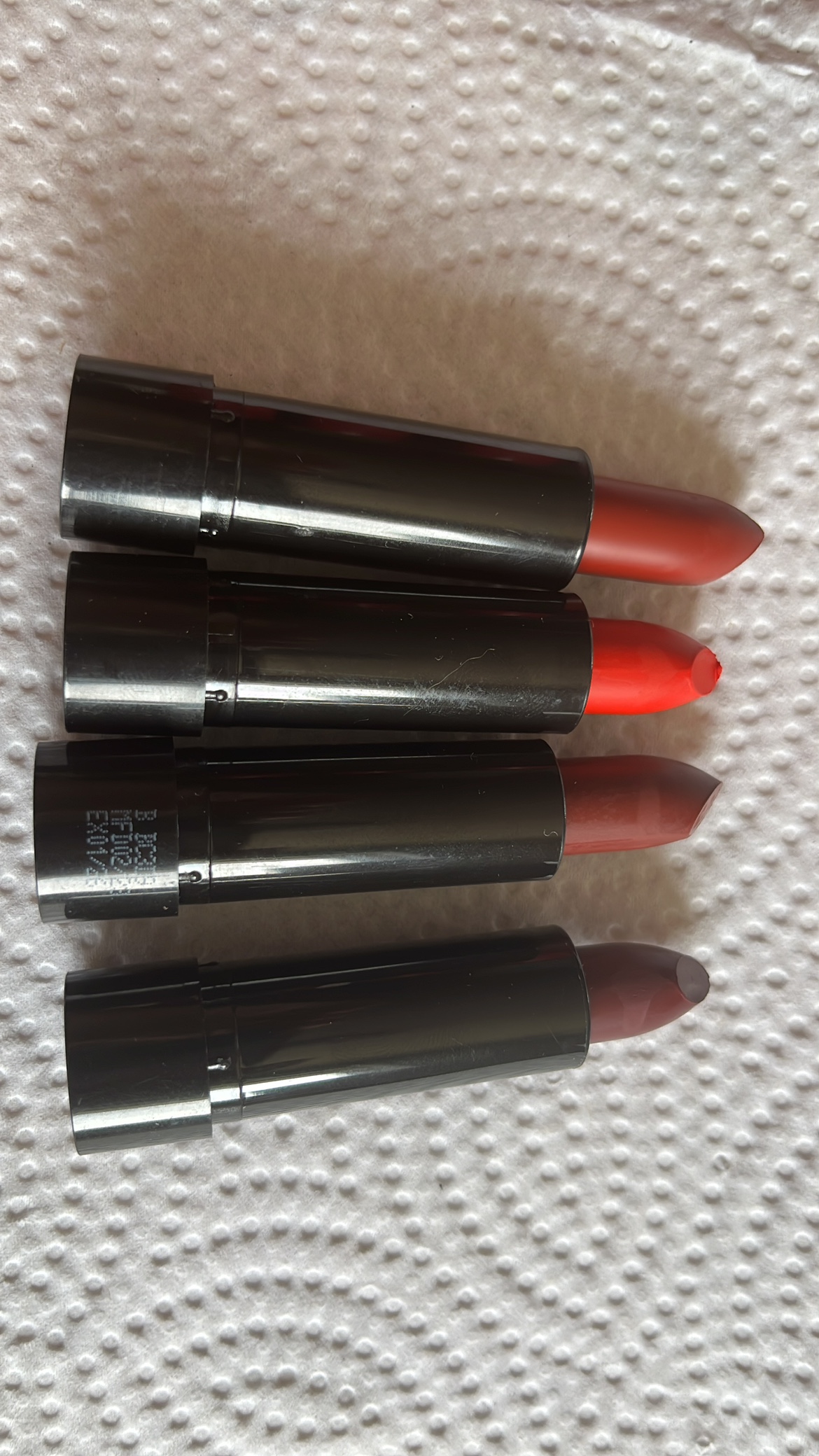 Lipstick - photo 2