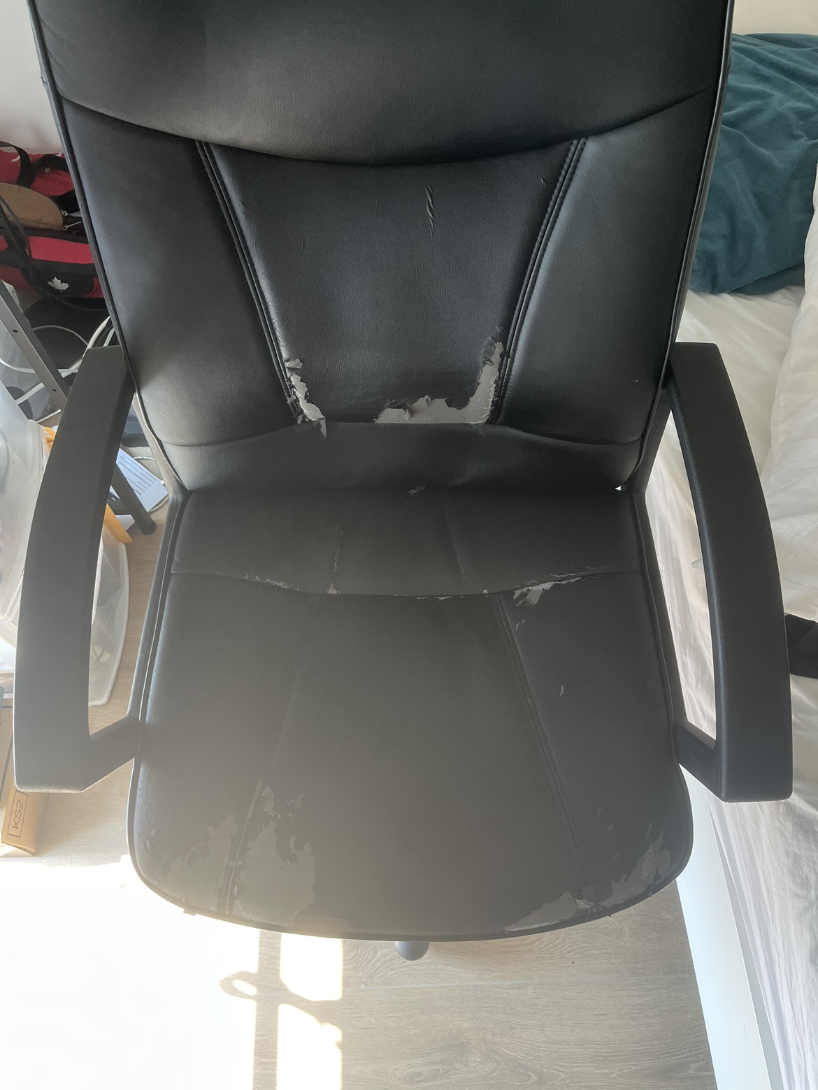 Black office chair image indicator(3)