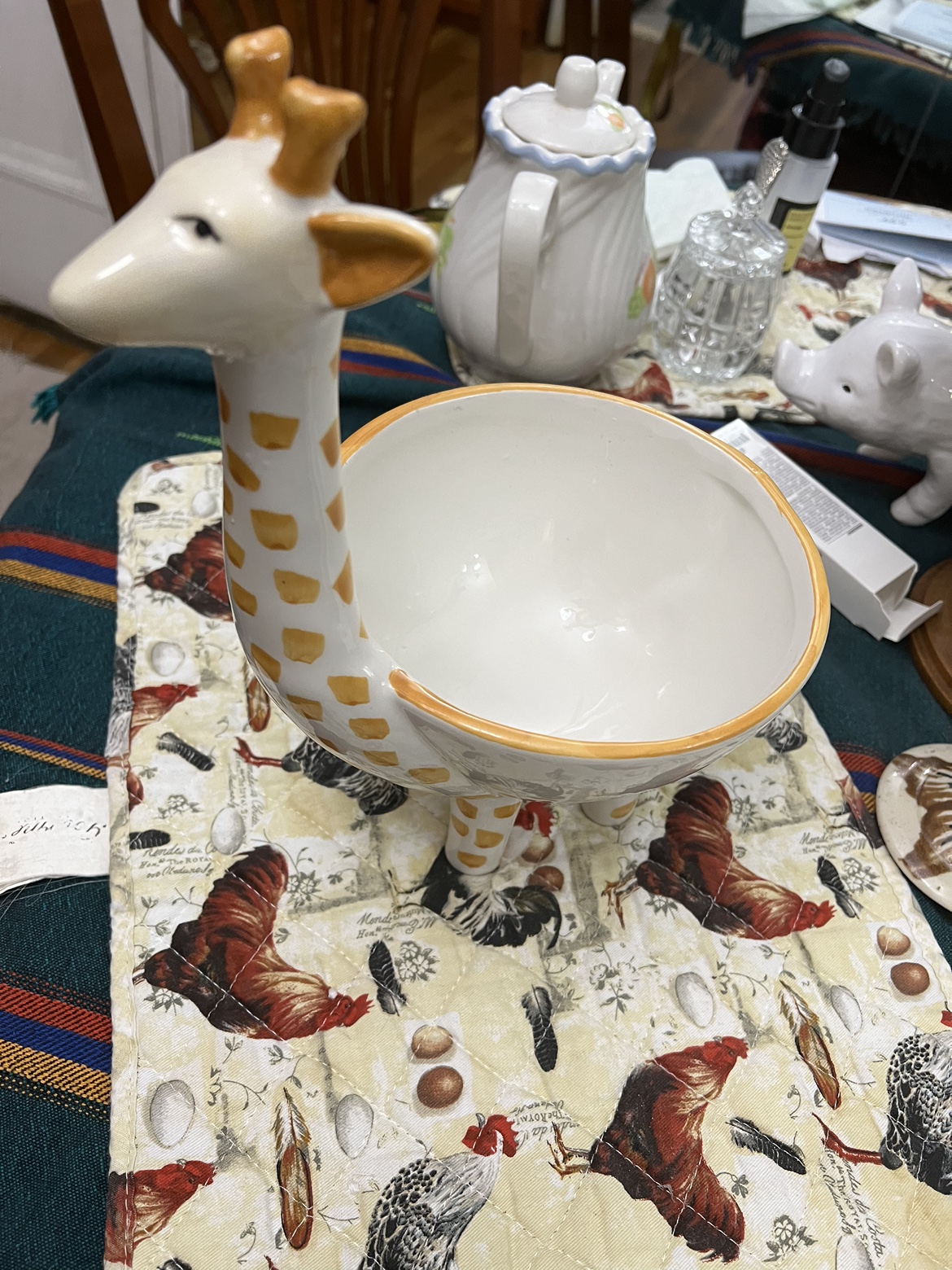 Jirafe statue bowl   $12 image indicator(2)