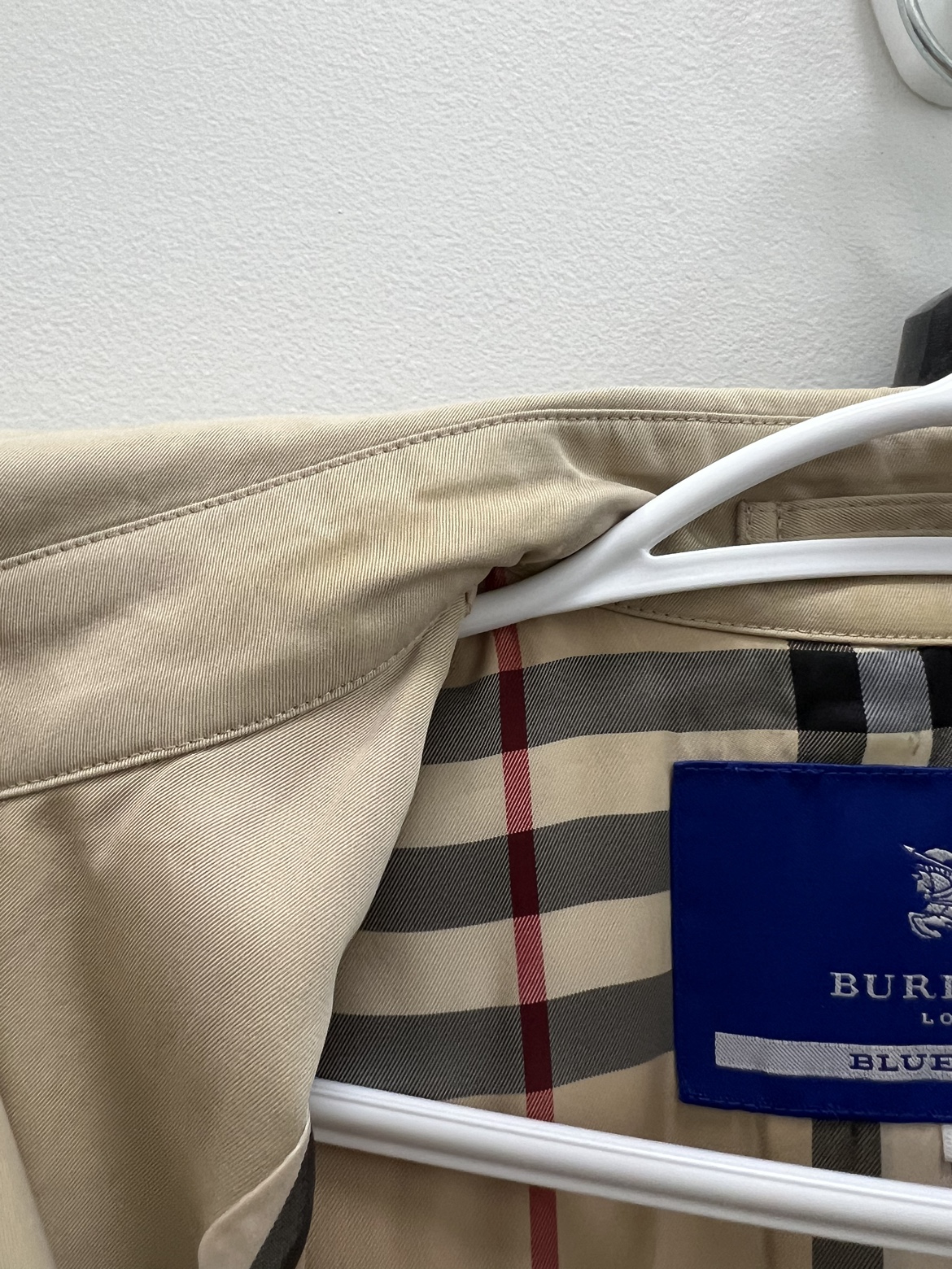 Burberry Blue Label Trench COAT image indicator(5)