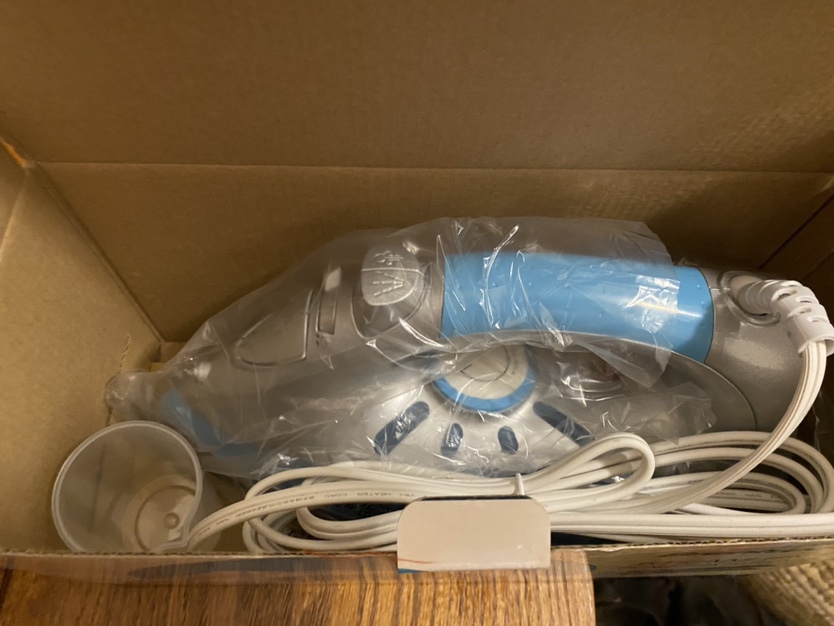 Steam Iron, never used image indicator(4)