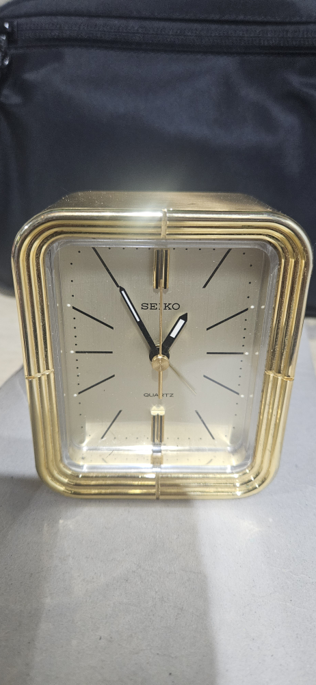 Seiko desk watch 🧡