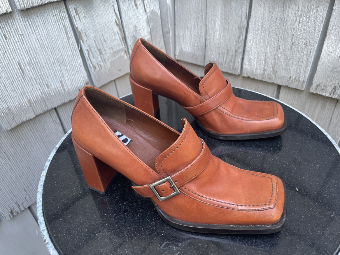Vintage VS chunky high heeled buckle loafers sienna size 6 - photo 5