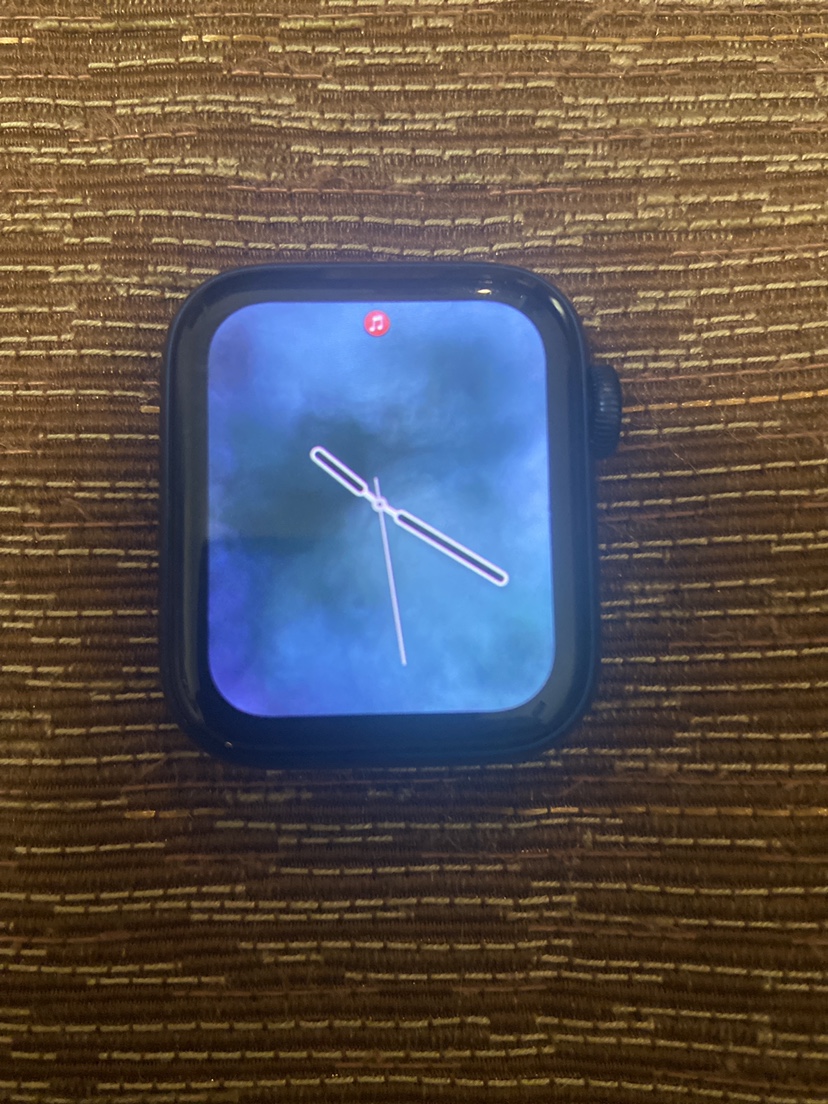 Cellular Blue Series 6 Apple Watch image indicator(2)