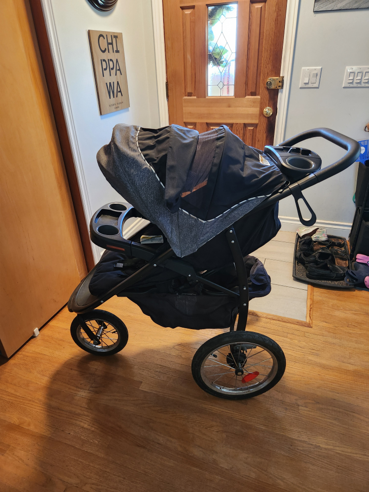 Graco Jogging Stroller - photo 2