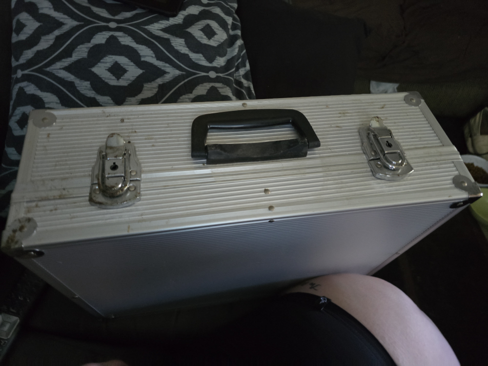 Metal Carry Case - photo 2
