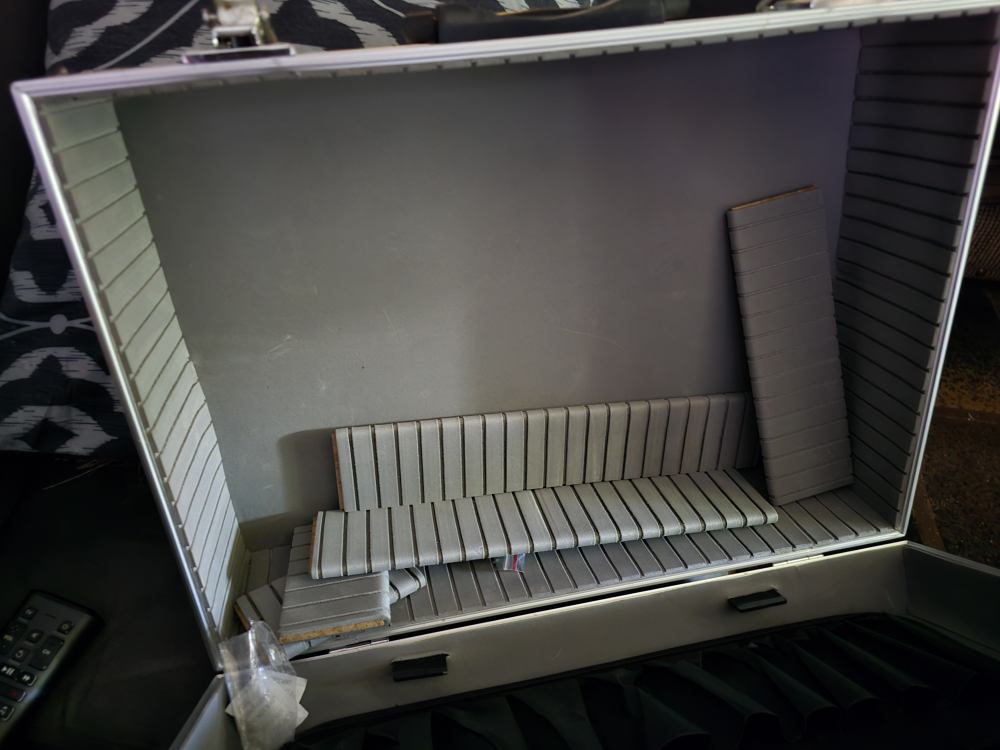 Metal Carry Case - photo 3