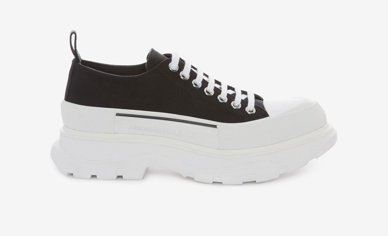 Alexander McQueen Tread Slick Lace Up Shoes - Black/White