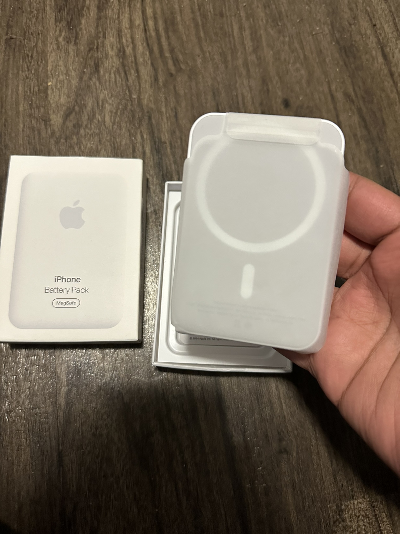 Apple MagSafe battery pack / Power Bank - photo 2