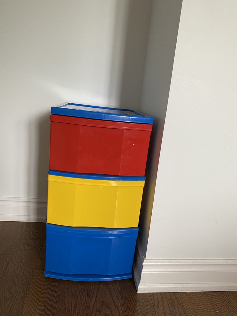 Gracious Living colorful storage drawers for kids room