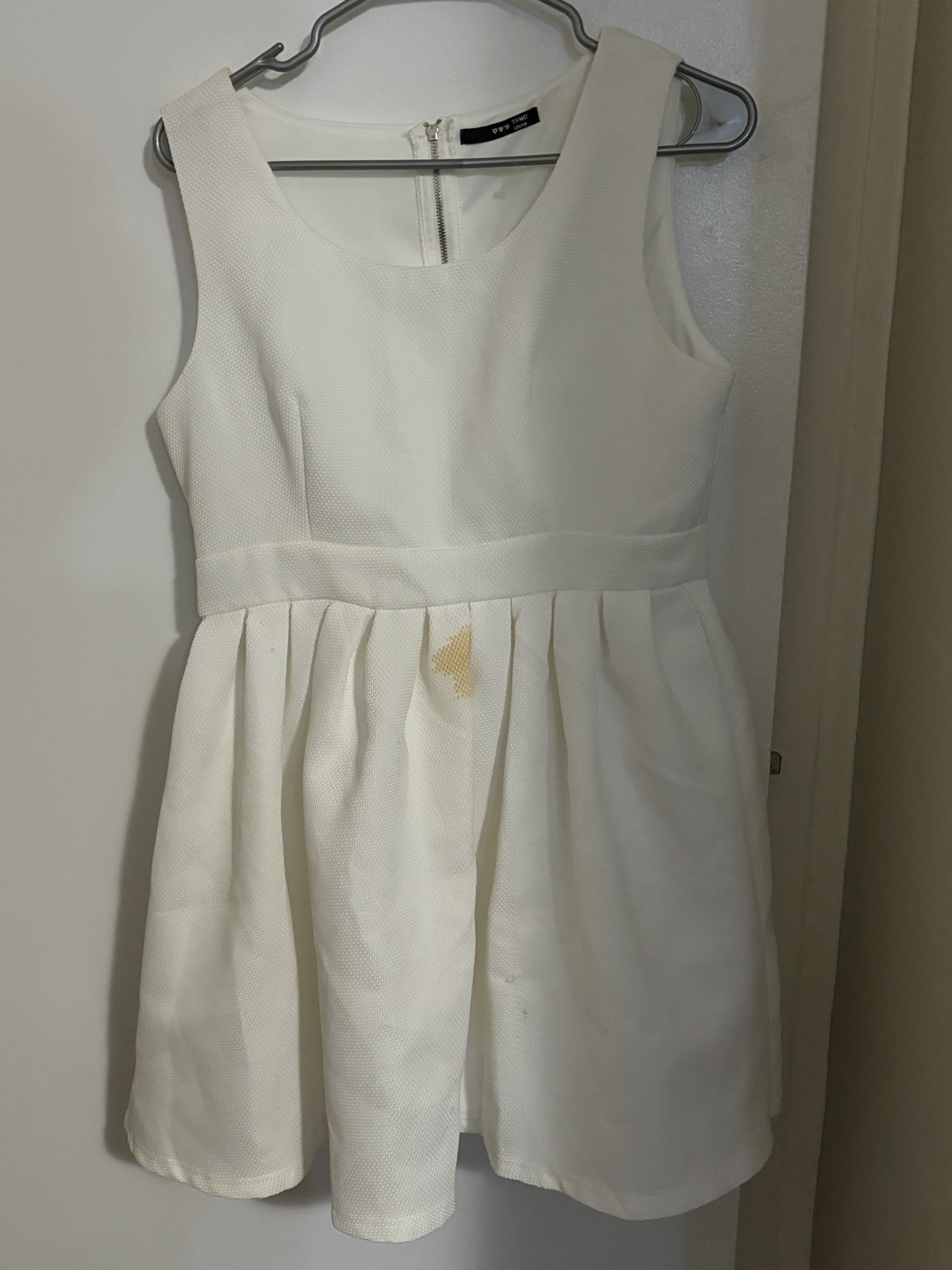 Short white gown - photo 2