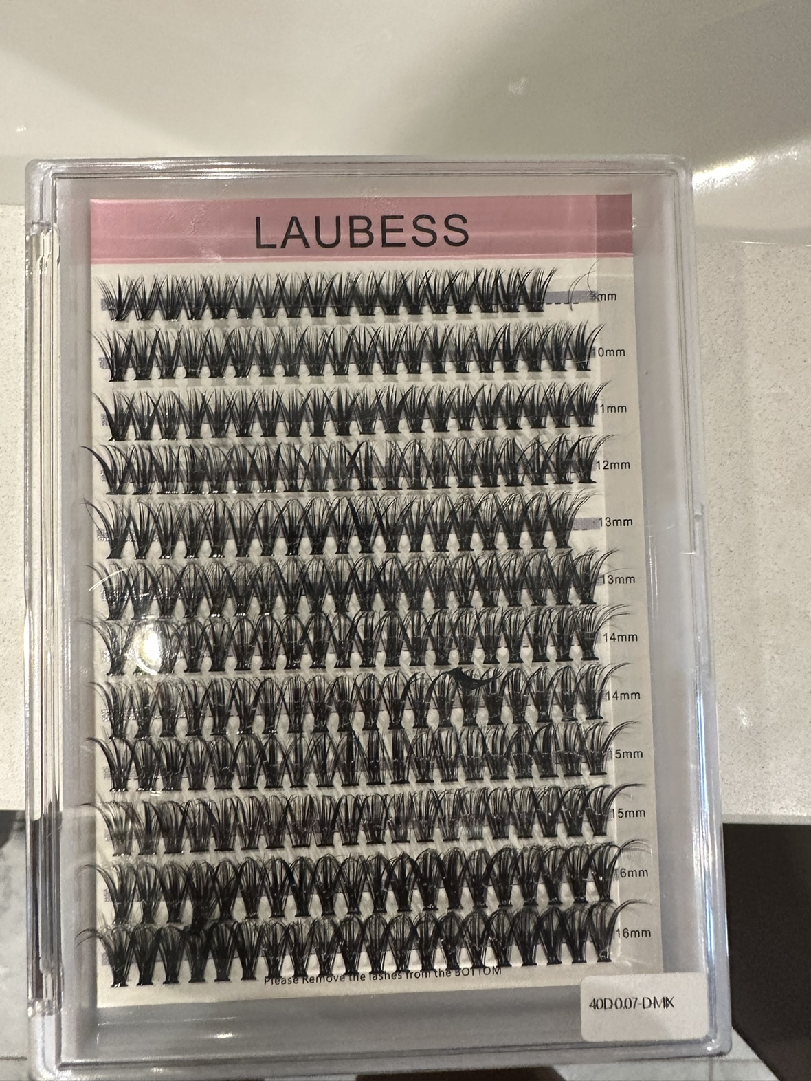 False eyelashes