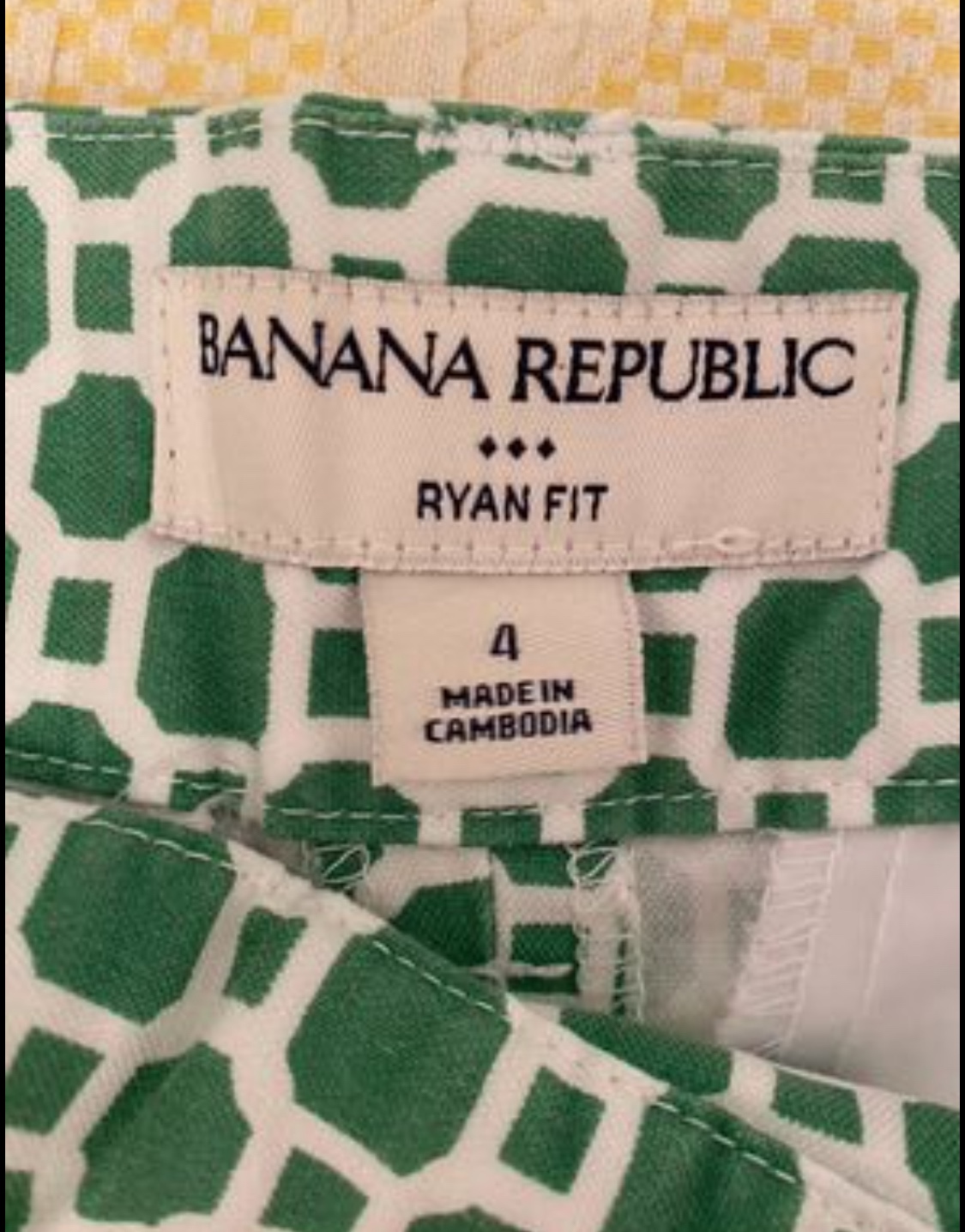 Worn once Banana Republic Cute Ryan Shorts - Sz 4 image indicator(4)