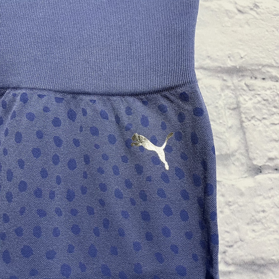 NWOT Puma Leggings Medium image indicator(2)