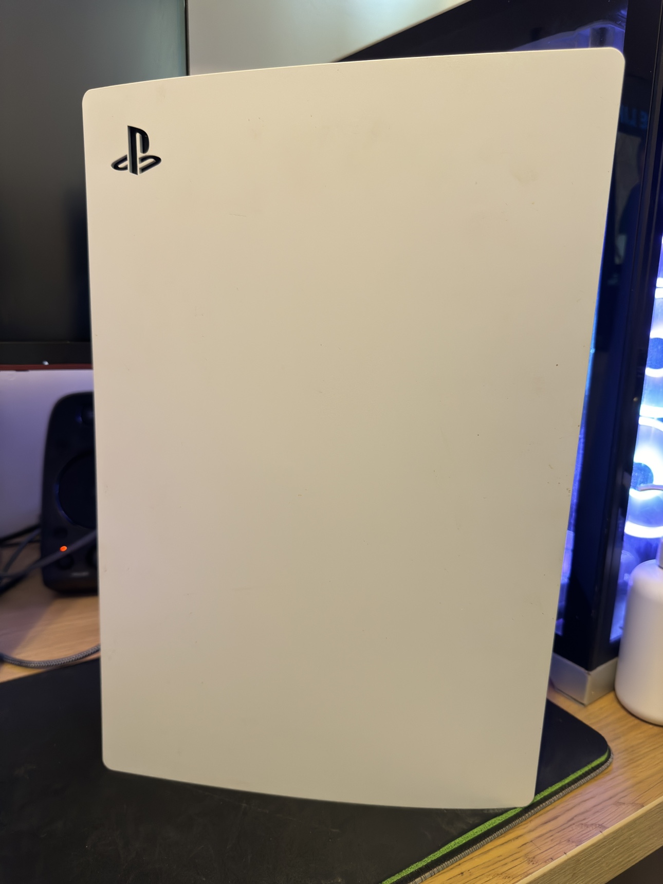OG PS5 ONLY USED A HANDFUL OF TIMES 2 CONTROLLERS - photo 4