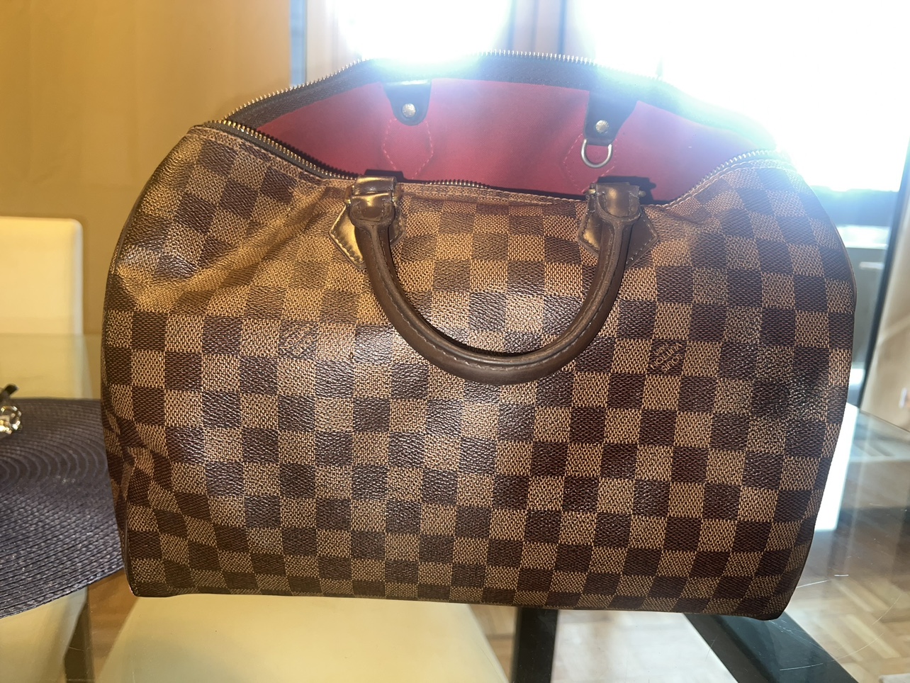Speedy 35 Louis Vuitton (retail 2500)