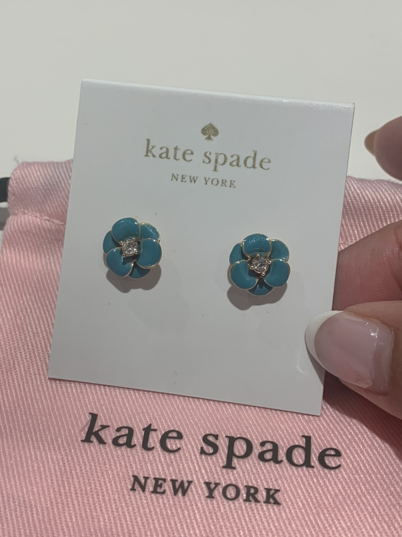 💙NWT Kate SpadeFloral Earrings 💙 thumbnail