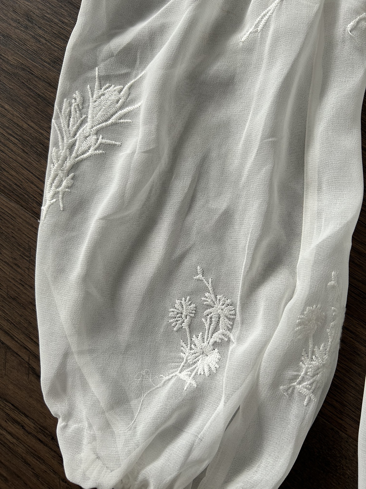 Brand New with Tag Stunning White Dress (size S) - photo 3