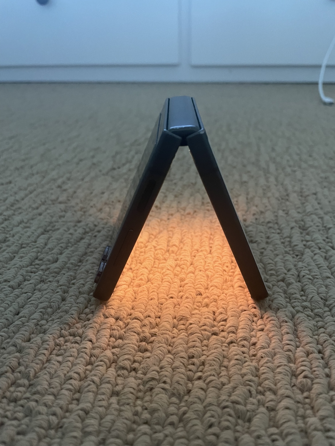 Samsung Galaxy Z Flip 5 - photo 2