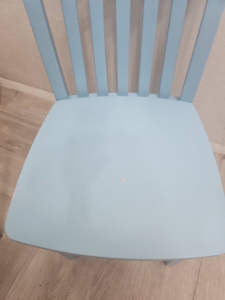 Pottery Barn's - Kids Solid Wood Chair - photo 2