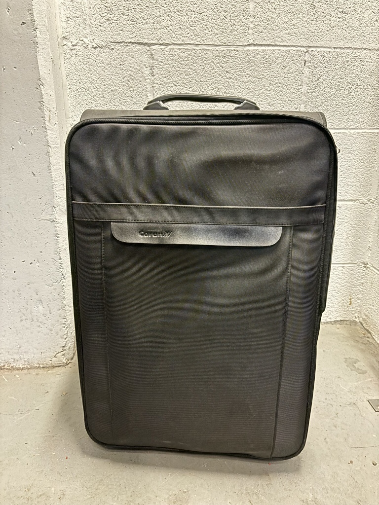 Suitcase24 inch thumbnail