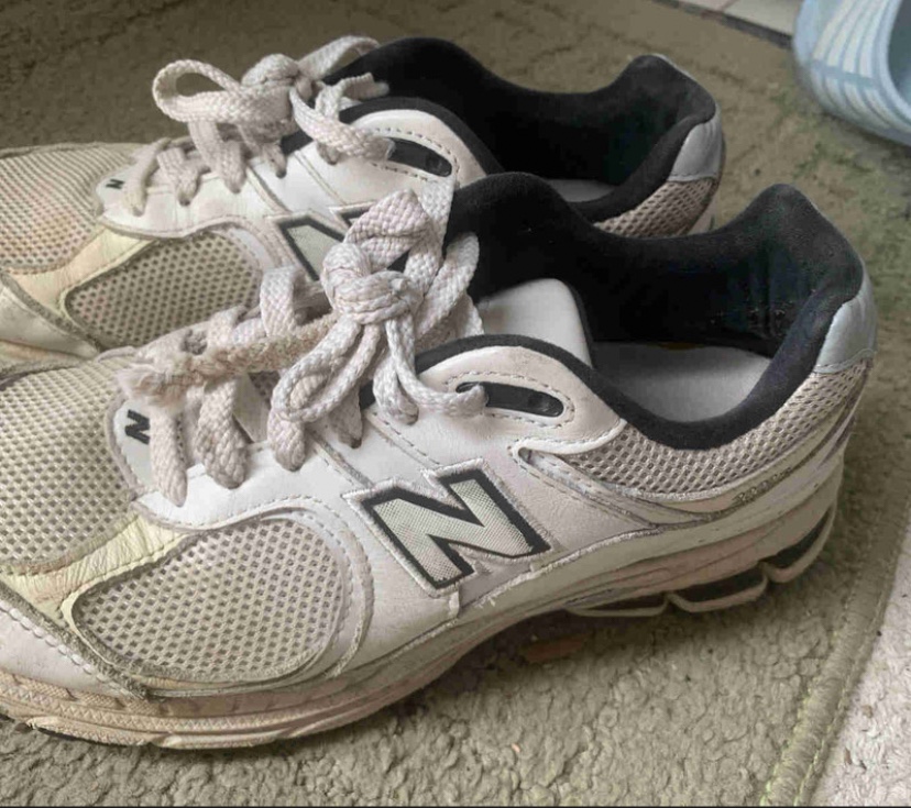 Vintage New Balance 2002R