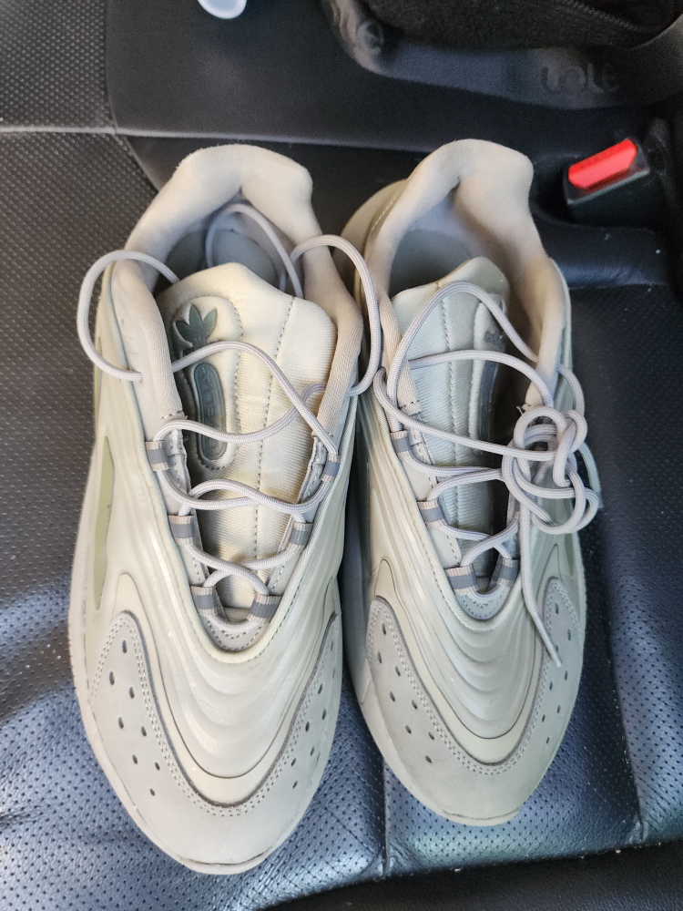Green Adidas Sneakers - photo 3