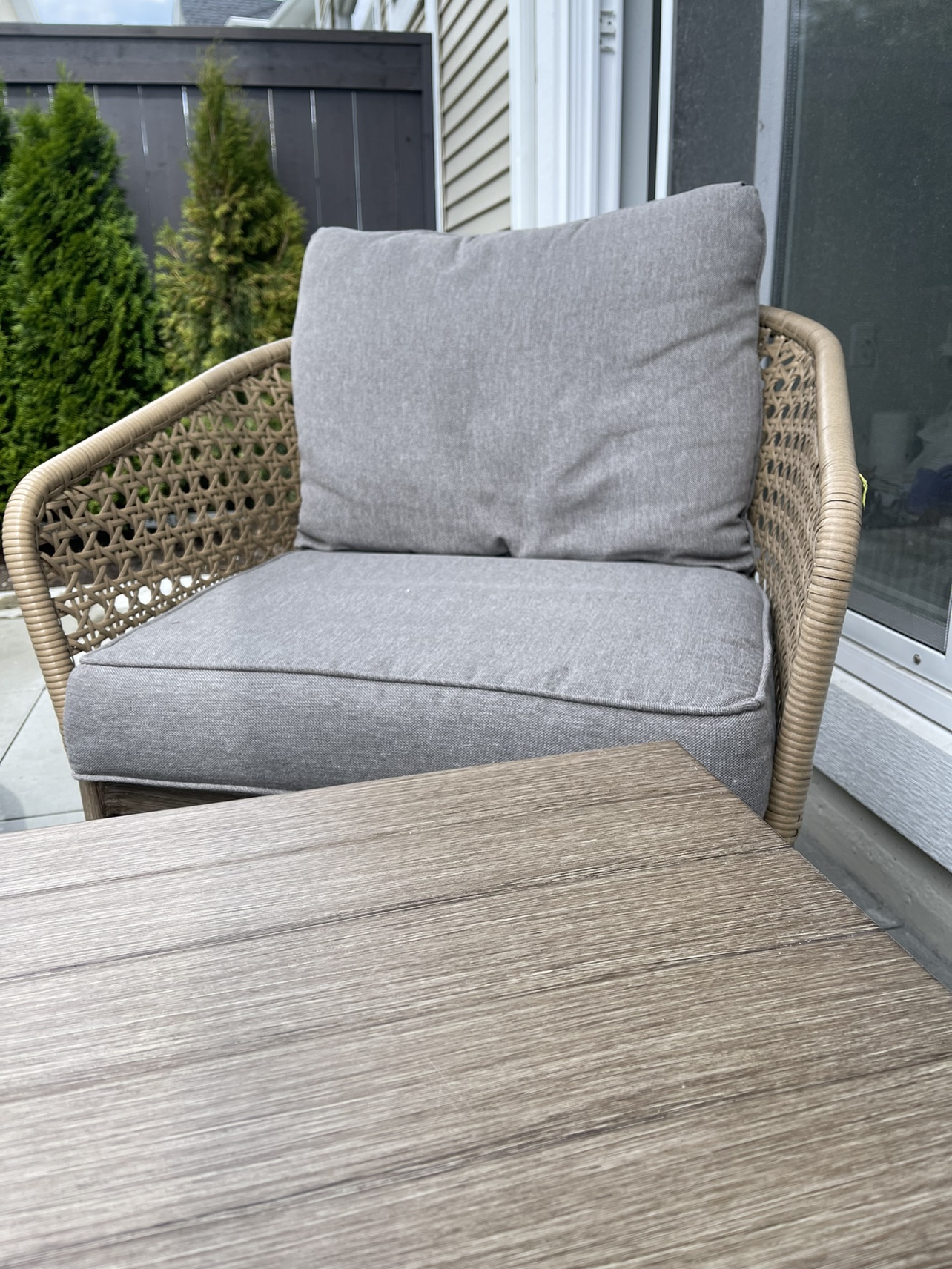 Patio set - photo 3