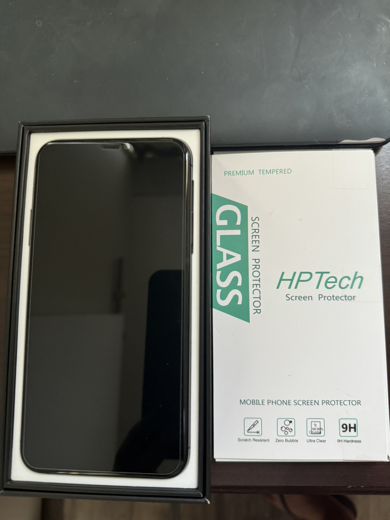 iPhone 11 Pro Max - Space gray image indicator(3)