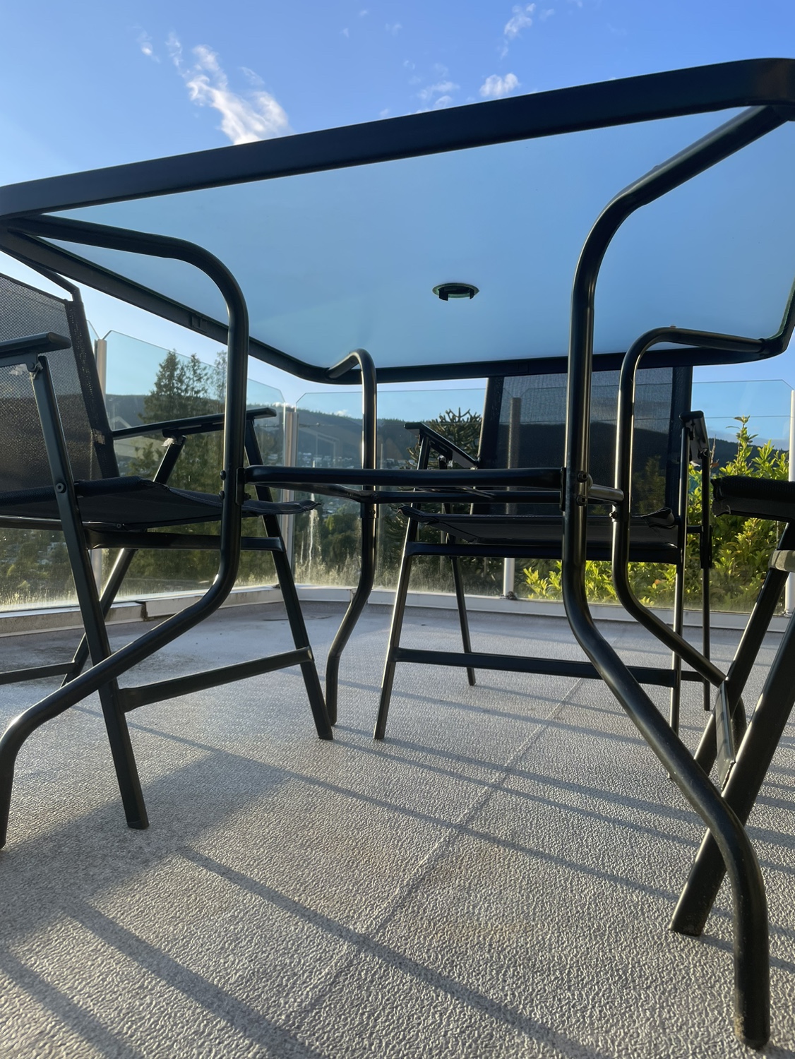 Patio table and 3 chairs - photo 5