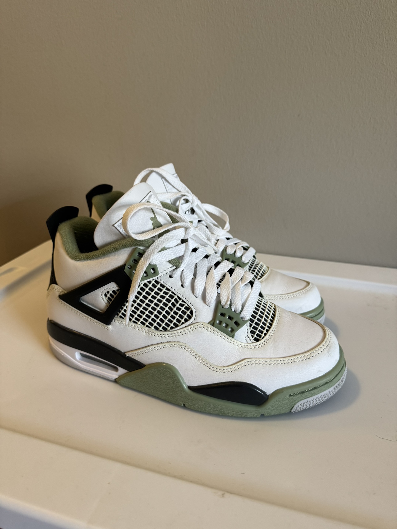 Jordan Retro 4 Seafoam W8.5
