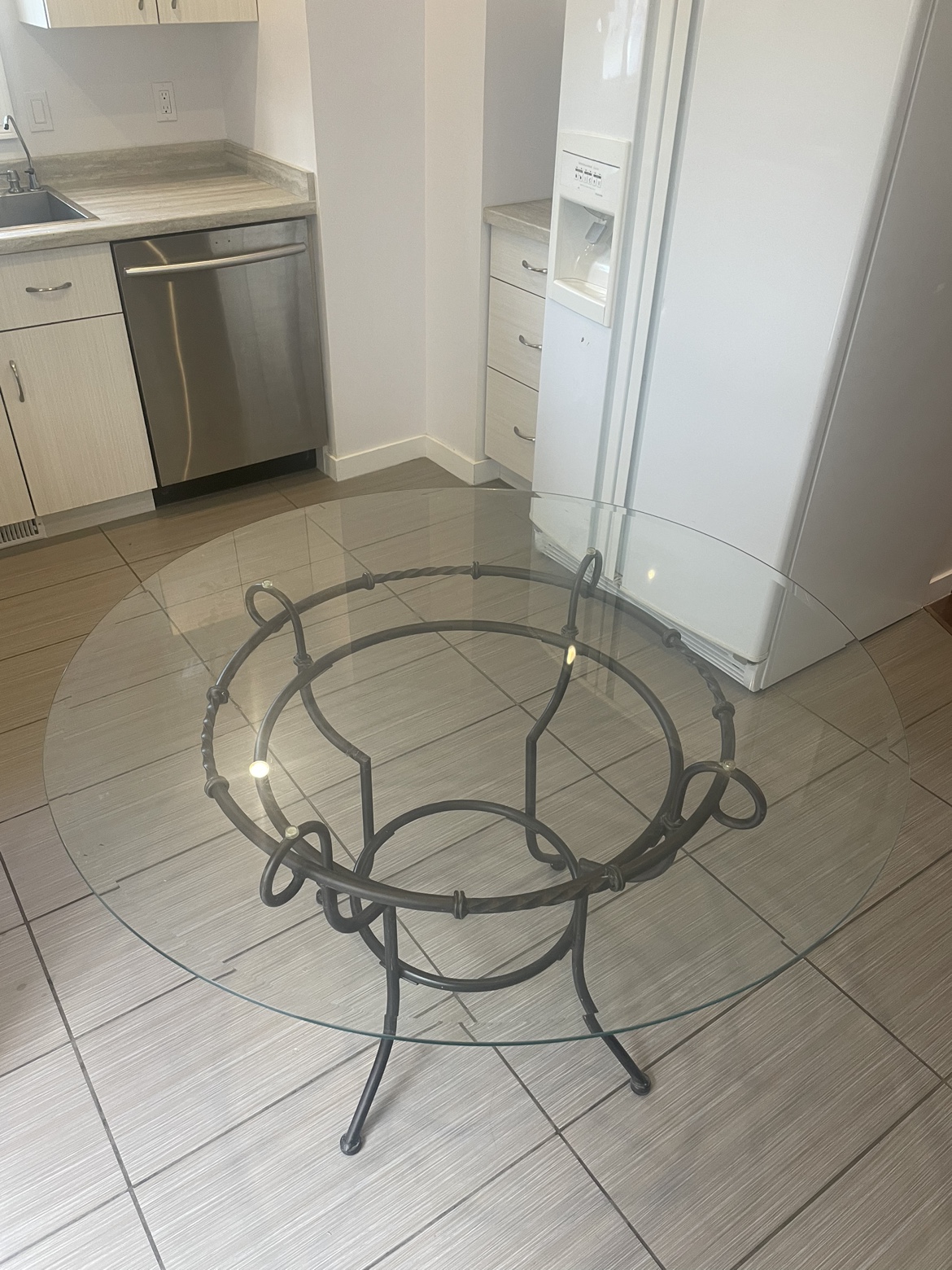 Round glass dining table (45” diameter) - photo 2