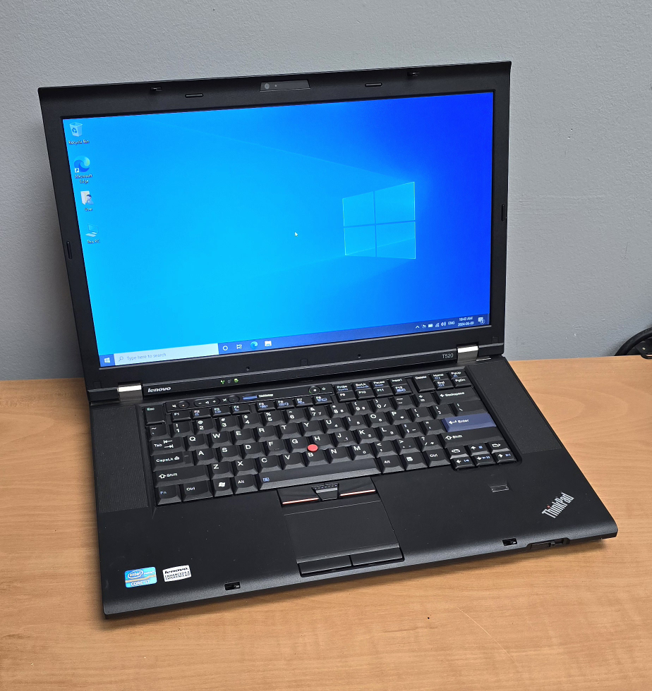 Lenovo 15.6" Laptop Core i7 , 8GB, 180GB SSD thumbnail