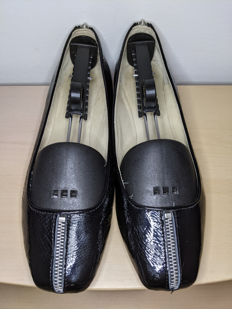 Michael Kors Black Dress Shoes Sneakers Footwear Size 9.5 image indicator(3)