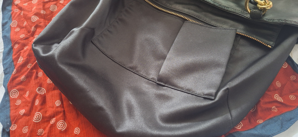 Coach purse - black image indicator(3)