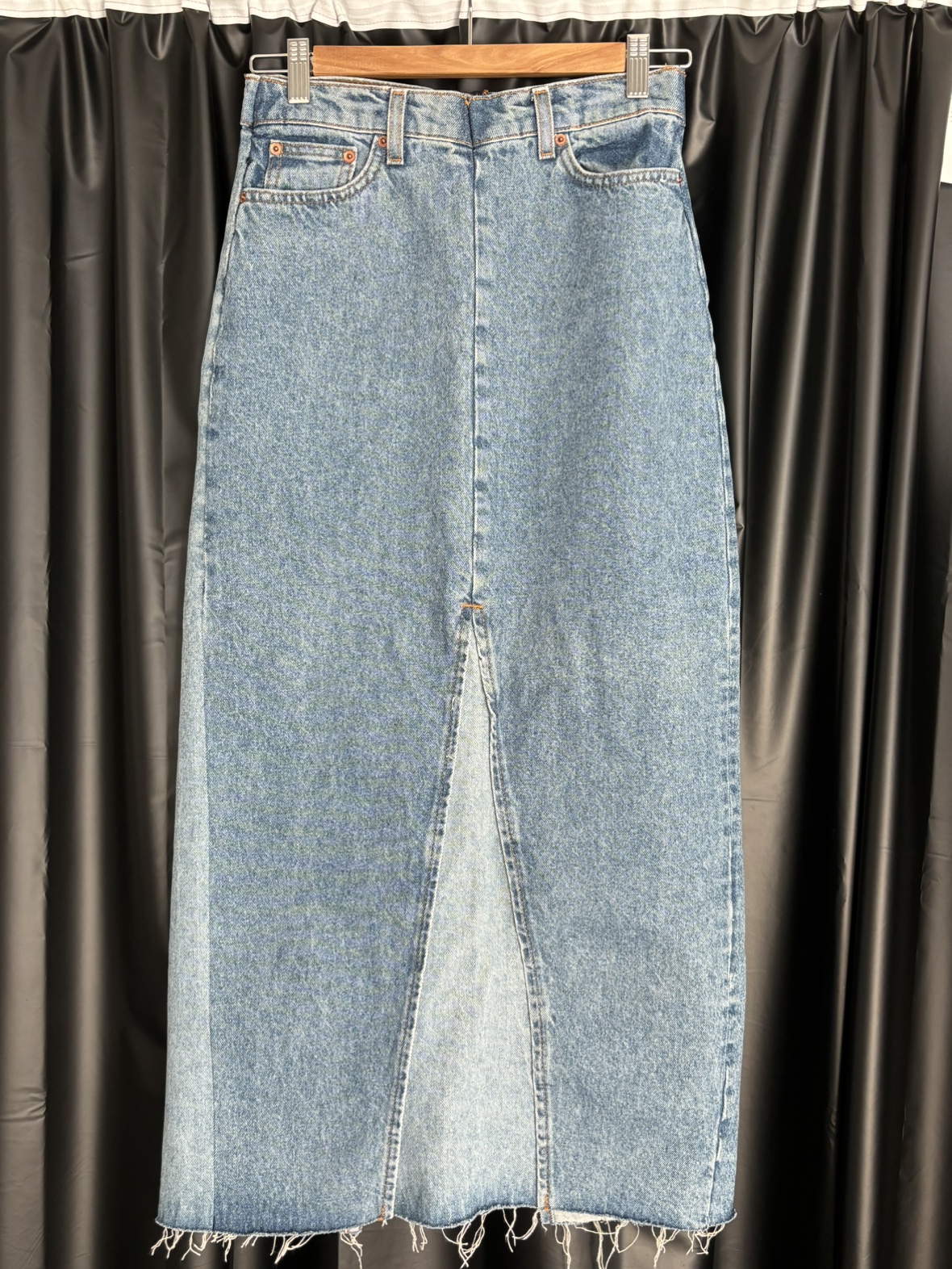 zara denim skirt image indicator(3)