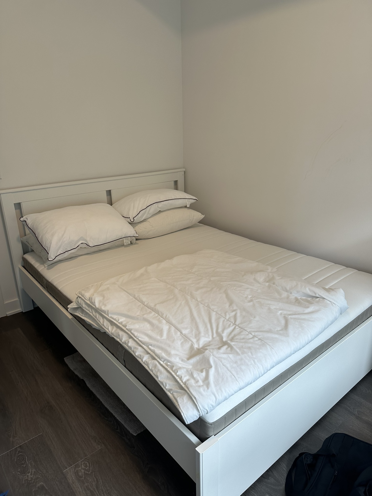Double Bed