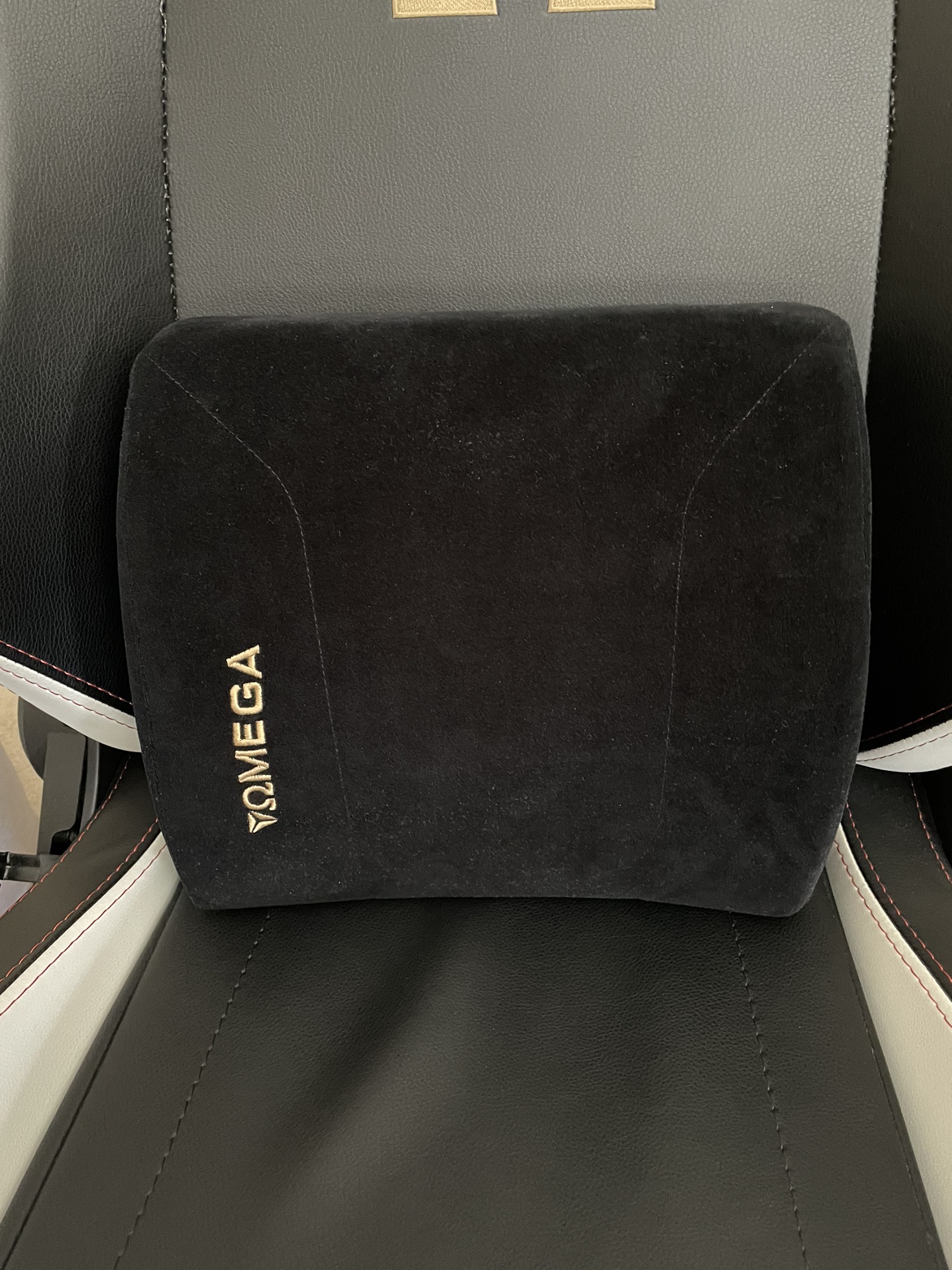 Secret lab gaming chair (omega 2020) - photo 5