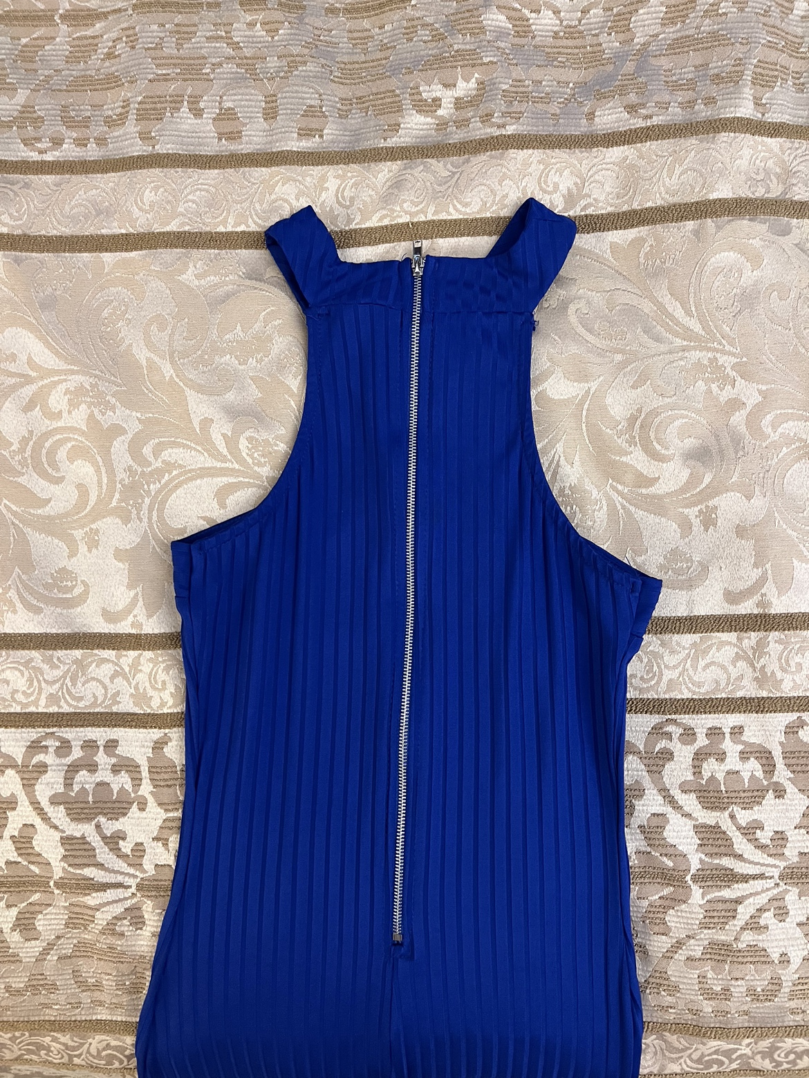 Blue dress image indicator(4)