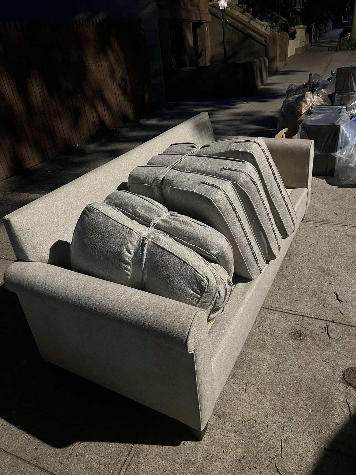 Free Pottery Barn Couch - photo 3