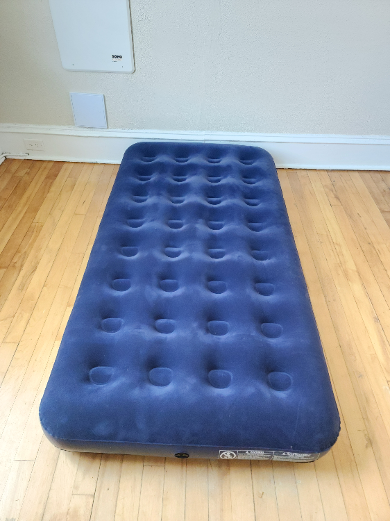 Air Mattress - photo 3