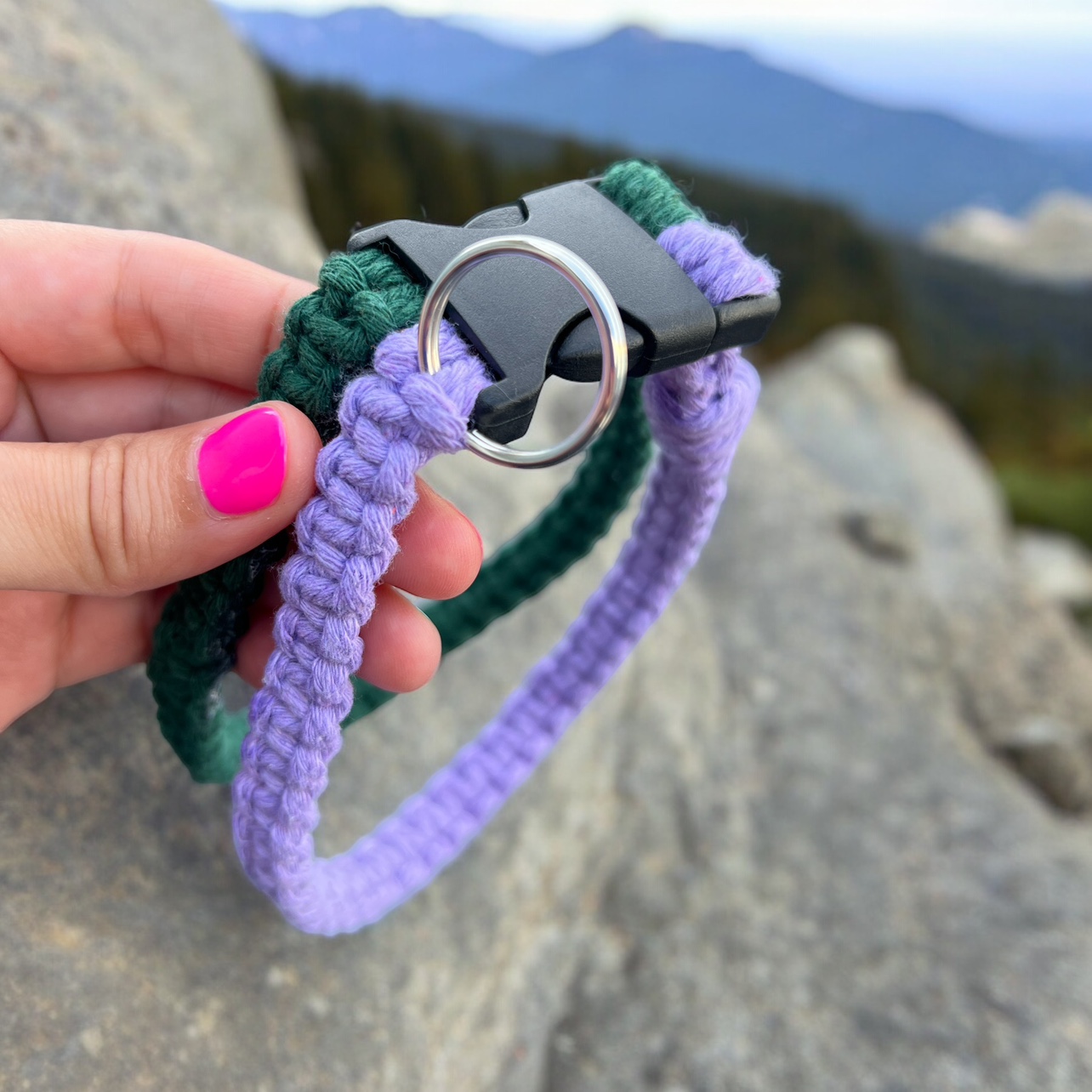 Handmade macrame collar for pets