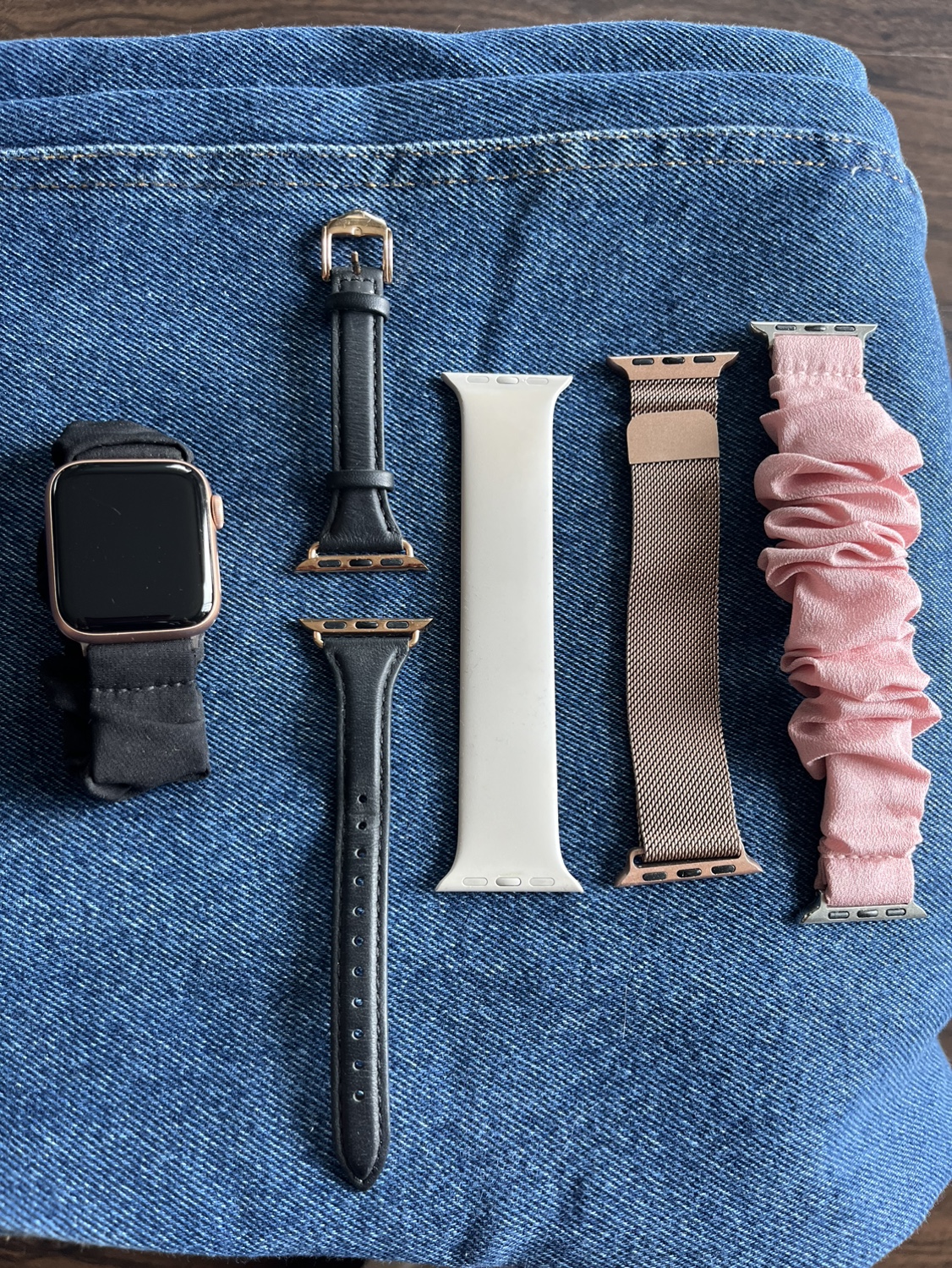 Apple watch SE GPS 40mm Gold image indicator(3)