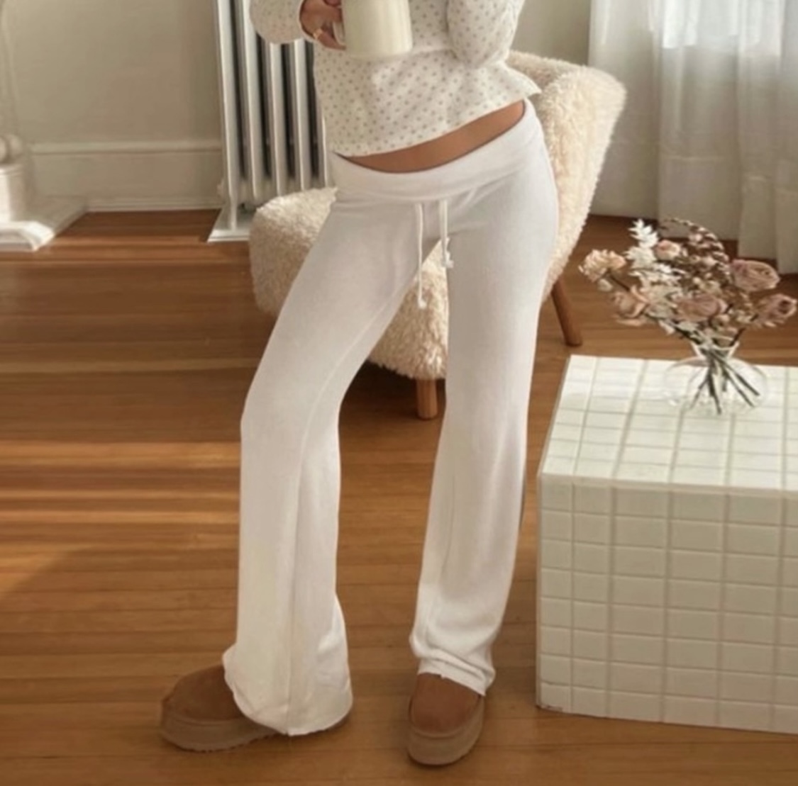 Brand new white/cream sweatpants image indicator(2)