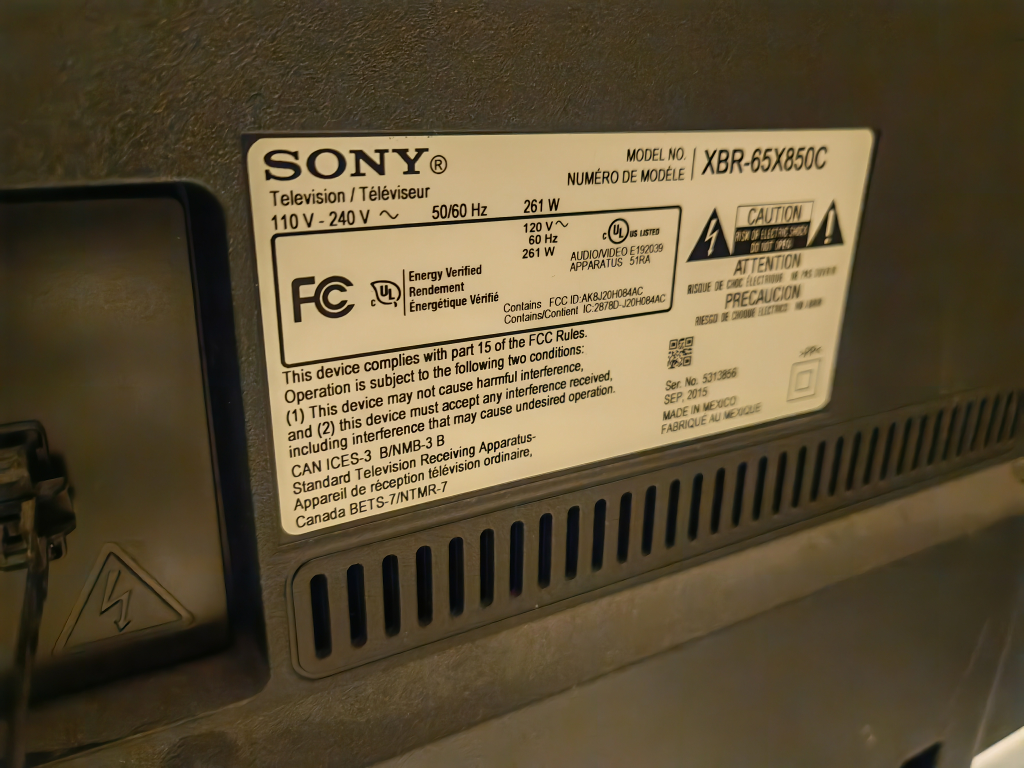 Sony 65" 4K LED Smart TV - photo 2