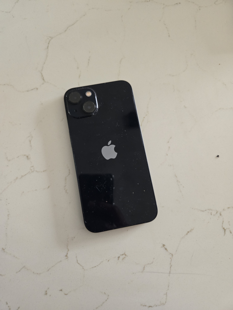 iPhone 13