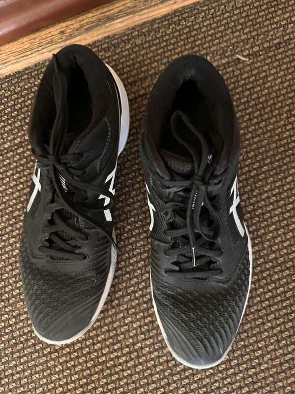ASICS Men Beyond FlyteFoam Volleyball Shoes Size 9 - photo 2